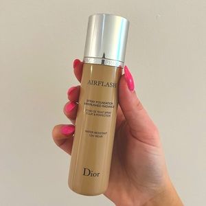 Dior Airflash Spray Foundation